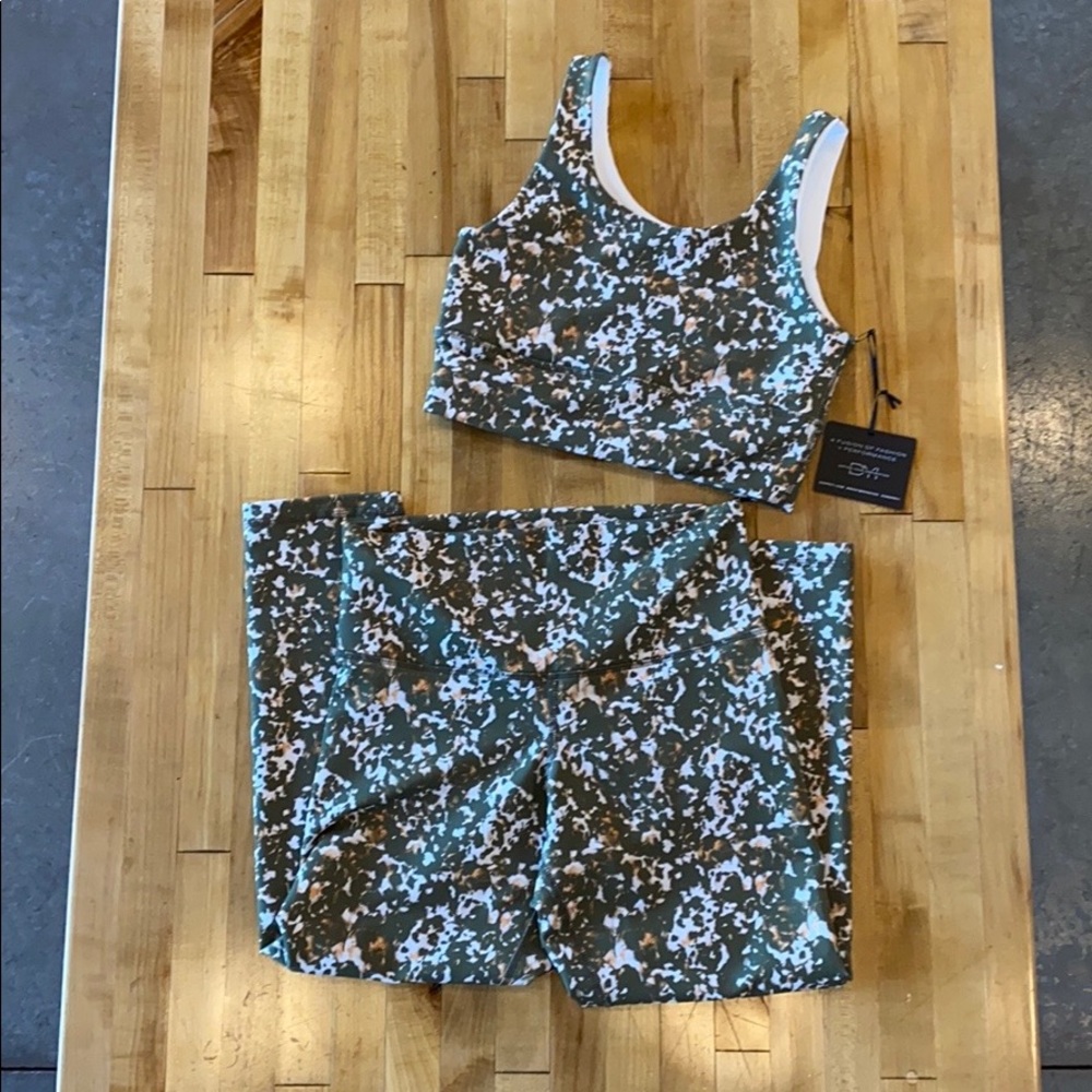 NWT DYI Animal Print Sports Bra